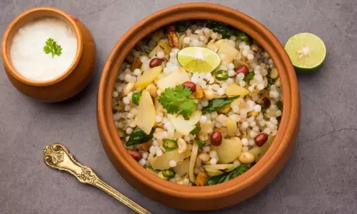 Recipe: व्रत में बनाएं साबूदाने की हेल्दी और टेस्टी रेसिपी, जानें कैसे