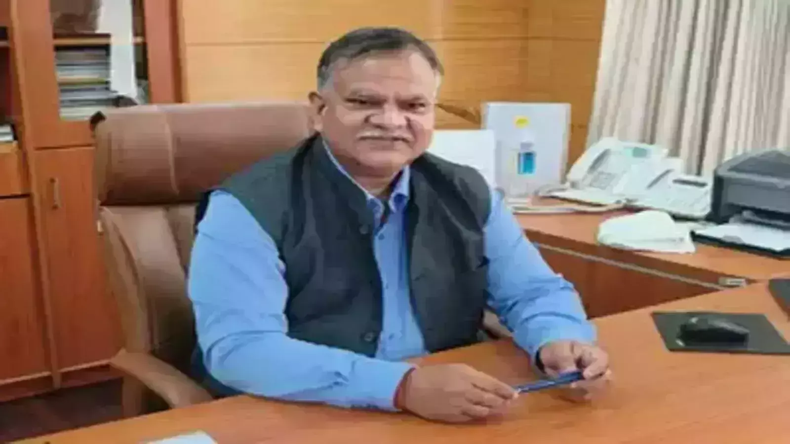 Jalaun: मुख्य सचिव के दौरे से पहले रगौली गांव में प्रशासन ने तैयारियां की तेज़