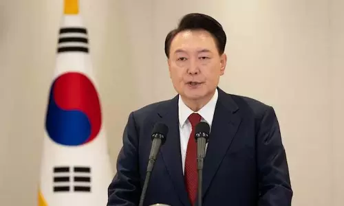 South Korea : यून सुक योल को पद से हटाया, मार्शल लॉ लागू करने का आदेश South Korea : यून सुक योल को पद से हटाया, मार्शल लॉ लागू करने का आदेश