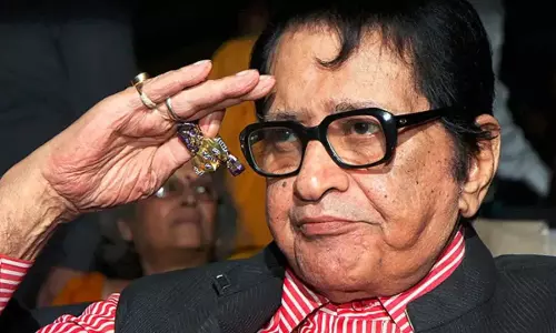 मनोज कुमार के निधन पर शोक में डूबा बॉलीवुड