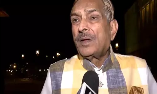 सत्तारूढ़ पार्टी के इरादे अच्छे नहीं हैं: संसद में वक्फ विधेयक पारित होने पर कांग्रेस सांसद Pramod Tiwari सत्तारूढ़ पार्टी के इरादे अच्छे नहीं हैं: संसद में वक्फ विधेयक पारित होने पर कांग्रेस सांसद Pramod Tiwari