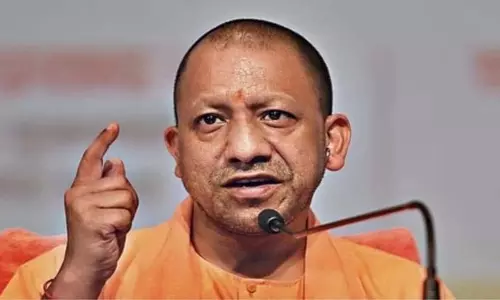 UP News : मुहर्रम पर ऑफिस खोलकर 108 कर्मचारियों का प्रमोशन, जानें पूरा मामला
