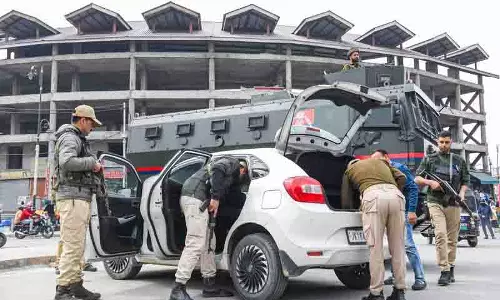 Kathua के दो आतंकवादी उधमपुर में देखे गए, तलाशी अभियान जारी