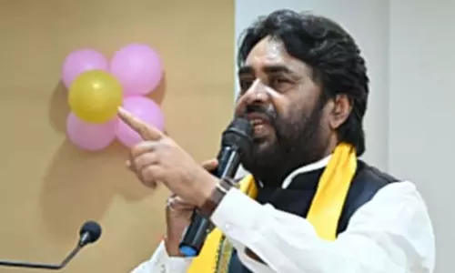 Patna News : भाजपा एमएलसी का हंगामा, कुलसचिव को दी धमकी Patna News : भाजपा एमएलसी का हंगामा, कुलसचिव को दी धमकी