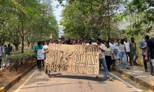 गाचीबोवली पुलिस ने UOH विरोध प्रदर्शन के लिए 109 लोगों को हिरासत में लिया गाचीबोवली पुलिस ने UOH विरोध प्रदर्शन के लिए 109 लोगों को हिरासत में लिया
