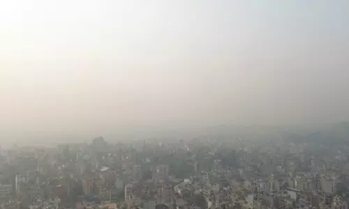 वायु गुणवत्ता में गिरावट जारी रहने के कारण Nepal हाई अलर्ट पर