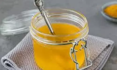 Ghee Water Benefits: गुनगुने पानी में आधा चम्मच घी डालकर रोजाना पिएं, मिलेंगे हैरान कर देने वाले फायदे Ghee Water Benefits: गुनगुने पानी में आधा चम्मच घी डालकर रोजाना पिएं, मिलेंगे हैरान कर देने वाले फायदे
