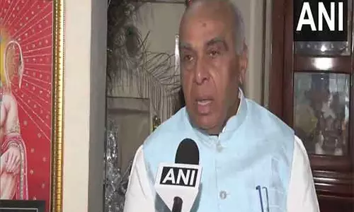 संसद द्वारा वक्फ संशोधन विधेयक पारित किए जाने के बाद Jagdambika Pal ने कहा- बड़ा सुधार