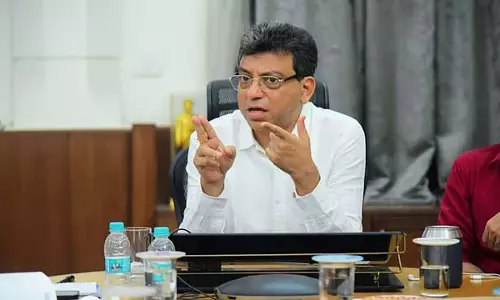 BBMP ने अधिकारियों को बारिश से होने वाली समस्याओं को रोकने के लिए आवश्यक कदम उठाने के निर्देश दिए BBMP ने अधिकारियों को बारिश से होने वाली समस्याओं को रोकने के लिए आवश्यक कदम उठाने के निर्देश दिए