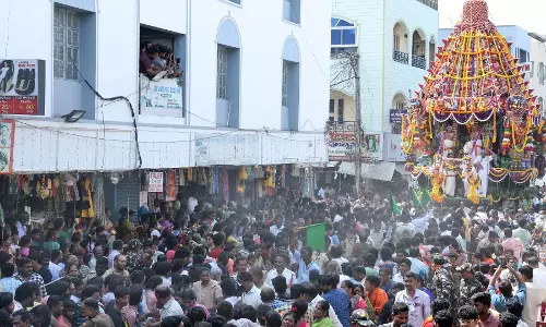 Tirupati कोदंडराम स्वामी मंदिर रथोत्सव मनाता