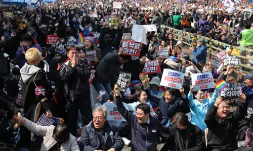 South Korea के मुख्य विपक्षी दल ने यून को हटाने के संवैधानिक न्यायालय के फैसले का स्वागत किया South Korea के मुख्य विपक्षी दल ने यून को हटाने के संवैधानिक न्यायालय के फैसले का स्वागत किया