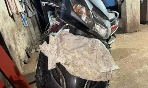 रिकवरी एजेंट की स्कूटी चोरी, बाल अपराधी गिरफ्तार