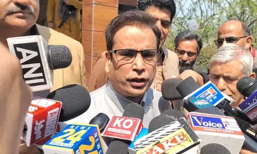 NC के नेतृत्व वाले गठबंधन ने वक्फ संशोधन विधेयक के खिलाफ प्रस्ताव पारित किया NC के नेतृत्व वाले गठबंधन ने वक्फ संशोधन विधेयक के खिलाफ प्रस्ताव पारित किया