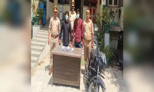 दो स्नैचर गिरफ्तार, 5 मोबाइल और अवैध हथियार बरामद