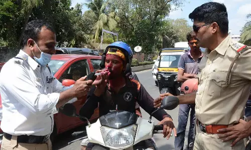 Mumbai: पुलिस नशे में वाहन चलाने वालों के खिलाफ आपराधिक मामले दर्ज करेगी
