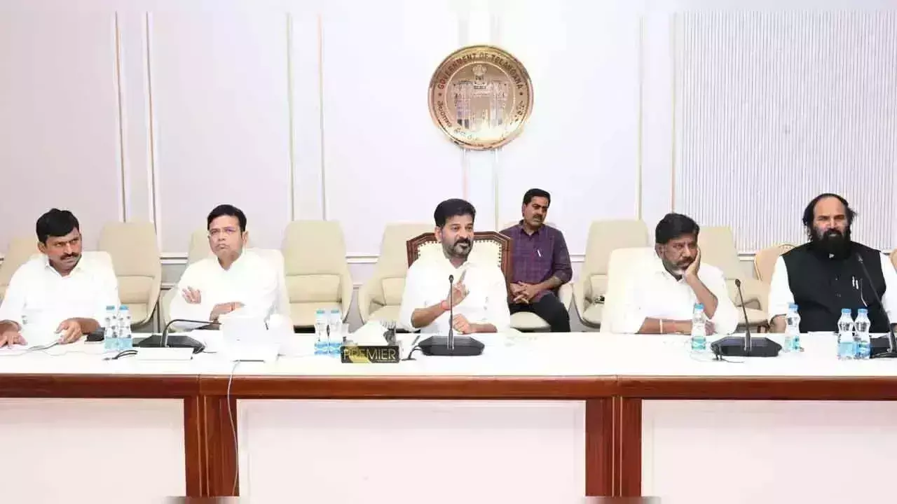 Telangana: मंत्रिमंडल विस्तार में देरी, क्योंकि बीसी ने पदों के लिए आवाज उठाई Telangana: मंत्रिमंडल विस्तार में देरी, क्योंकि बीसी ने पदों के लिए आवाज उठाई