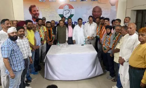 DCC जम्मू शहरी ने बैठक बुलाई, कई लोग पार्टी में शामिल