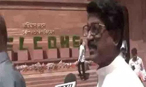 सत्यानास किया...: अमेरिका द्वारा पारस्परिक शुल्क लगाने पर UBT के अरविंद सावंत सत्यानास किया...: अमेरिका द्वारा पारस्परिक शुल्क लगाने पर UBT के अरविंद सावंत