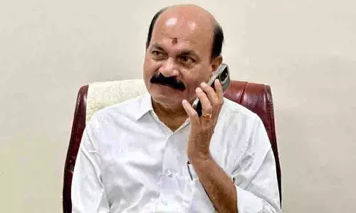 BRS विधायक ने मिशन भागीरथ के अधिकारियों से संगारेड्डी में जलापूर्ति की व्यवस्था करने को कहा