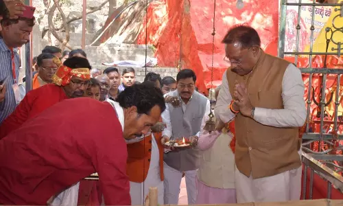 मुख्यमंत्री विष्णुदेव साय ने किए कुदरगढ़ धाम में माँ कुदरगढ़ी के दर्शन