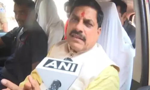 MP: सीएम यादव ने दतिया में पीतांबरा पीठ मंदिर में पूजा-अर्चना की