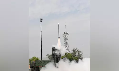 DRDO ने मध्यम दूरी की सतह से हवा में मार करने वाली मिसाइल के सेना संस्करण का किया सफल परीक्षण
