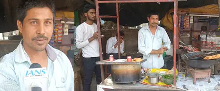 आर्थिक संकट से उबरे छोटे लाल केसरी, स्वनिधि योजना बना सहारा आर्थिक संकट से उबरे छोटे लाल केसरी, स्वनिधि योजना बना सहारा