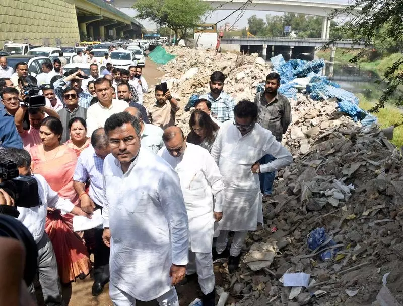मंत्री परवेश ने 500 करोड़ रुपये की एलिवेटेड रोड परियोजना की घोषणा की मंत्री परवेश ने 500 करोड़ रुपये की एलिवेटेड रोड परियोजना की घोषणा की