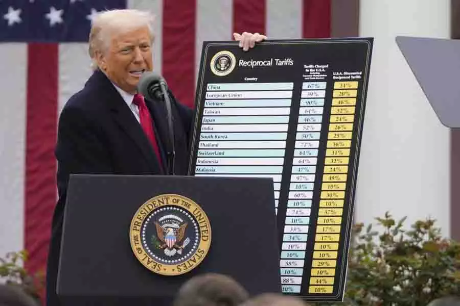 अमेरिकी उपभोक्ताओं-उत्पादकों पर Trump के टैरिफ के प्रभाव पर संपादकीय अमेरिकी उपभोक्ताओं-उत्पादकों पर Trump के टैरिफ के प्रभाव पर संपादकीय