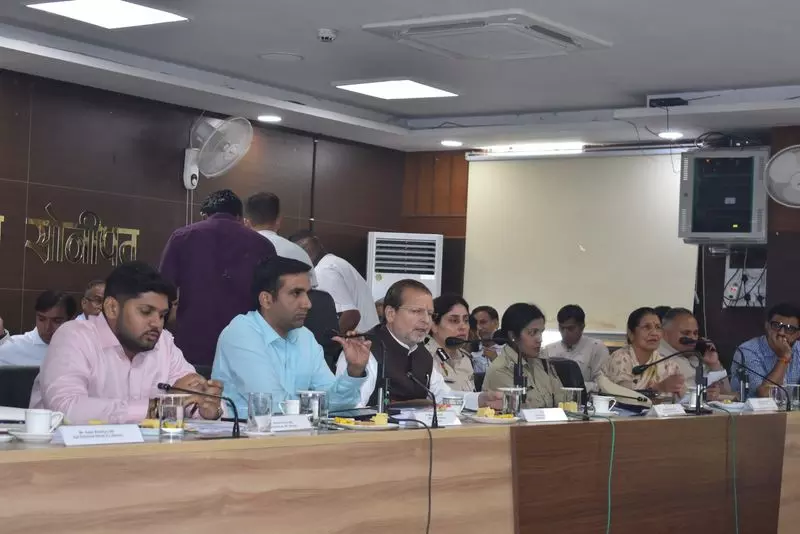 Haryana : सोनीपत जिले में विकास कार्यों में तेजी लाएं अधिकारी मंत्री Haryana : सोनीपत जिले में विकास कार्यों में तेजी लाएं अधिकारी मंत्री