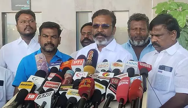 वक्फ विधेयक पारित करना राष्ट्रीय एकता के खिलाफ है: Thol Thirumavalavan वक्फ विधेयक पारित करना राष्ट्रीय एकता के खिलाफ है: Thol Thirumavalavan