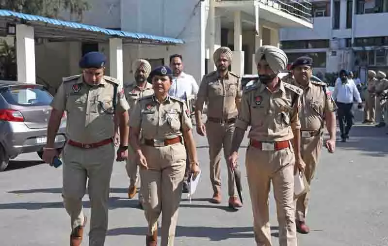 नशे के खिलाफ अभियान के दौरान जिले से 171 लोग गिरफ्तार: Dev नशे के खिलाफ अभियान के दौरान जिले से 171 लोग गिरफ्तार: Dev