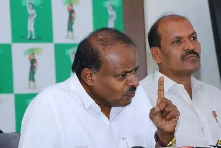 कुमारस्वामी का दावा- गोरी-गजनी Karnataka पर शासन कर रहे कुमारस्वामी का दावा- गोरी-गजनी Karnataka पर शासन कर रहे