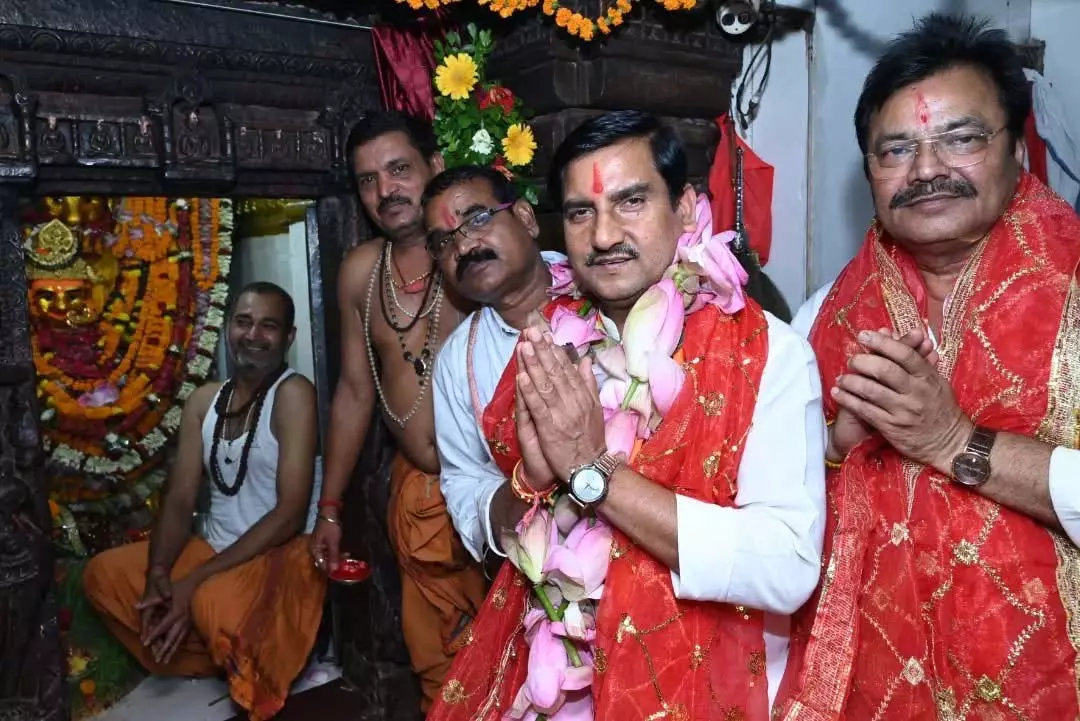 चैत्र नवरात्रि पर केंद्रीय राज्य मंत्री तोखन साहू ने महामाया देवी मंदिर में किए दर्शन चैत्र नवरात्रि पर केंद्रीय राज्य मंत्री तोखन साहू ने महामाया देवी मंदिर में किए दर्शन