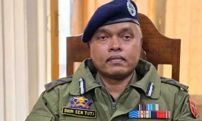 IG जम्मू ने सीमा सुरक्षा का जायजा लिया IG जम्मू ने सीमा सुरक्षा का जायजा लिया