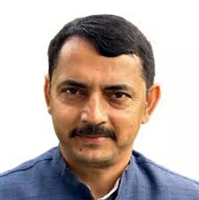 पठानिया ने Udhampur पूर्व में नाबार्ड सड़क परियोजना का उद्घाटन किया पठानिया ने Udhampur पूर्व में नाबार्ड सड़क परियोजना का उद्घाटन किया