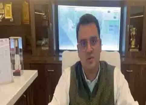 इटावा DM ने हीटवेव के प्रभाव को कम करने के उपायों की रूपरेखा बताई इटावा DM ने हीटवेव के प्रभाव को कम करने के उपायों की रूपरेखा बताई