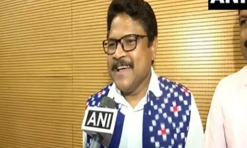 Odisha मंत्री मुकेश महालिंग ने संसद में वक्फ विधेयक पारित होने का स्वागत किया Odisha मंत्री मुकेश महालिंग ने संसद में वक्फ विधेयक पारित होने का स्वागत किया