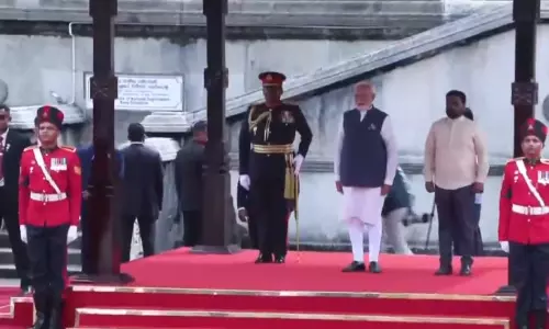 श्रीलंका में मोदी-मोदी: PM मोदी का शानदार स्वागत, दिया गया गार्ड ऑफ ऑनर