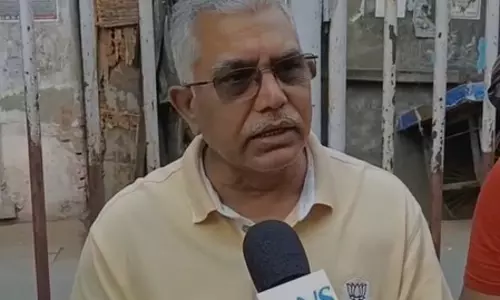 हिंदू त्योहारों को रोकने के लिए बहाने बनाती हैं पश्चिम बंगाल सरकार : दिलीप घोष हिंदू त्योहारों को रोकने के लिए बहाने बनाती हैं पश्चिम बंगाल सरकार : दिलीप घोष