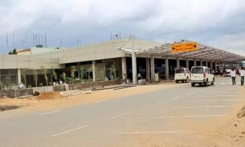 Patna: बिहार के सात हवाई अड्डों के आधुनिकीकरण की योजना तैयार Patna: बिहार के सात हवाई अड्डों के आधुनिकीकरण की योजना तैयार