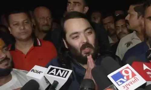 अनंत अंबानी की द्वारका तक 170 किलोमीटर की पदयात्रा आठवें दिन में प्रवेश कर गई