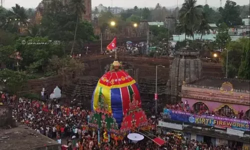 Odisha: मंदिरों का शहर भुवनेश्वर रुकुना रथ यात्रा के लिए तैयार