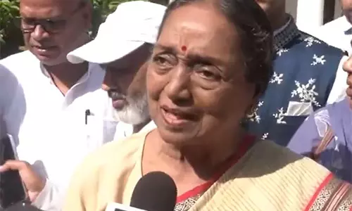 कांग्रेस की Meera Kumar ने पूर्व उप प्रधानमंत्री जगजीवन राम को उनकी जयंती पर श्रद्धांजलि दी