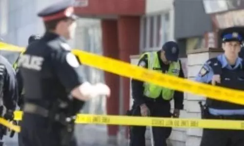 Canada में भारतीय नागरिक की चाकू घोंपकर हत्या, दूतावास ने परिजनों को सहायता की पेशकश Canada में भारतीय नागरिक की चाकू घोंपकर हत्या, दूतावास ने परिजनों को सहायता की पेशकश