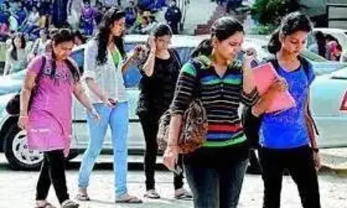 SC वेलफेयर आवासीय विद्यालय के छात्रों ने मुंबई कला प्रतियोगिता में स्वर्ण पदक जीते
