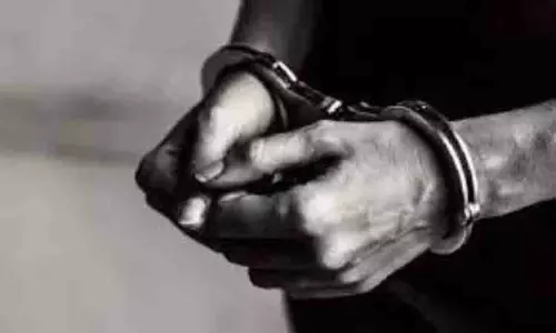 Chennai पुलिस ने करोड़ों रुपये के बैंक ऋण धोखाधड़ी मामले में मुख्य आरोपी को गिरफ्तार किया Chennai पुलिस ने करोड़ों रुपये के बैंक ऋण धोखाधड़ी मामले में मुख्य आरोपी को गिरफ्तार किया