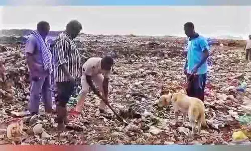 CHENNAI: निवासियों ने कहा, गांव कूड़ाघर नहीं, कचरा निपटान इकाइयां हटाई जाएं CHENNAI: निवासियों ने कहा, गांव कूड़ाघर नहीं, कचरा निपटान इकाइयां हटाई जाएं