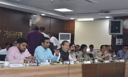 Haryana : सोनीपत जिले में विकास कार्यों में तेजी लाएं अधिकारी मंत्री Haryana : सोनीपत जिले में विकास कार्यों में तेजी लाएं अधिकारी मंत्री