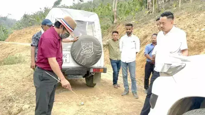 Nagaland : अचुंबेमो ने तलहटी सड़क का निरीक्षण किया Nagaland : अचुंबेमो ने तलहटी सड़क का निरीक्षण किया